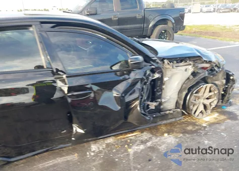 2025 BMW 330I z USA, uszkodzony, nr VIN 3MW69CW09S8F17845